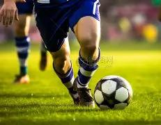 王耀庆赠谢,娜保暖红秋,她虽表情嫌,谈球吧官网,谈球吧品牌,谈球吧精彩