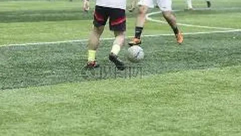 小新脱口秀：足球吐槽，文明有礼不攻击